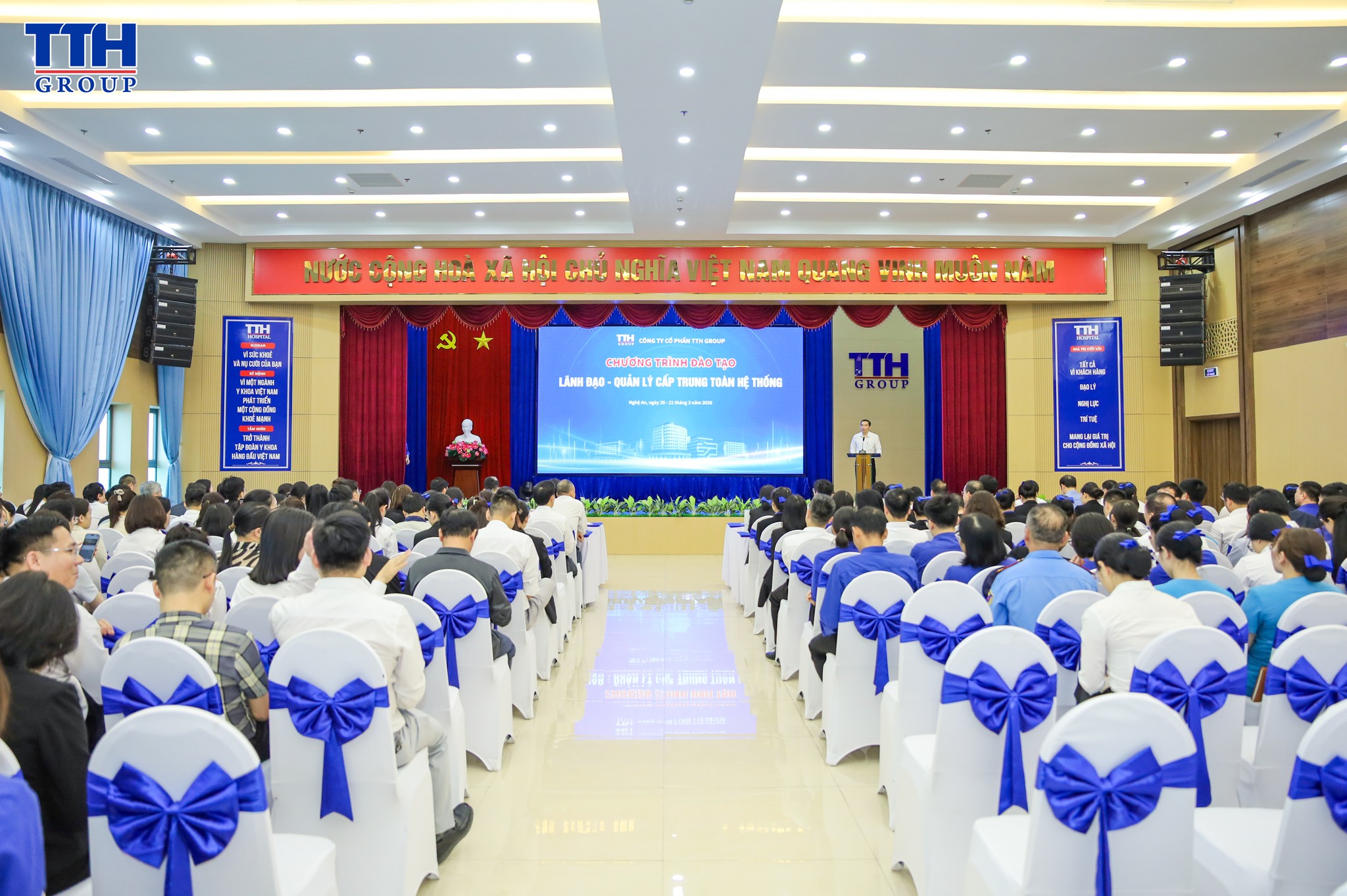 BỆNH VIỆN ĐA KHOA TTH HÀ TĨNH THAM GIA CHƯƠNG TRÌNH ĐÀO TẠO LÃNH ĐẠO – QUẢN LÝ CẤP TRUNG TOÀN HỆ THỐNG 2026