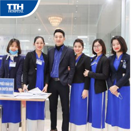 Đội ngũ cán bộ nhân viên, trẻ trung, nhiệt huyết