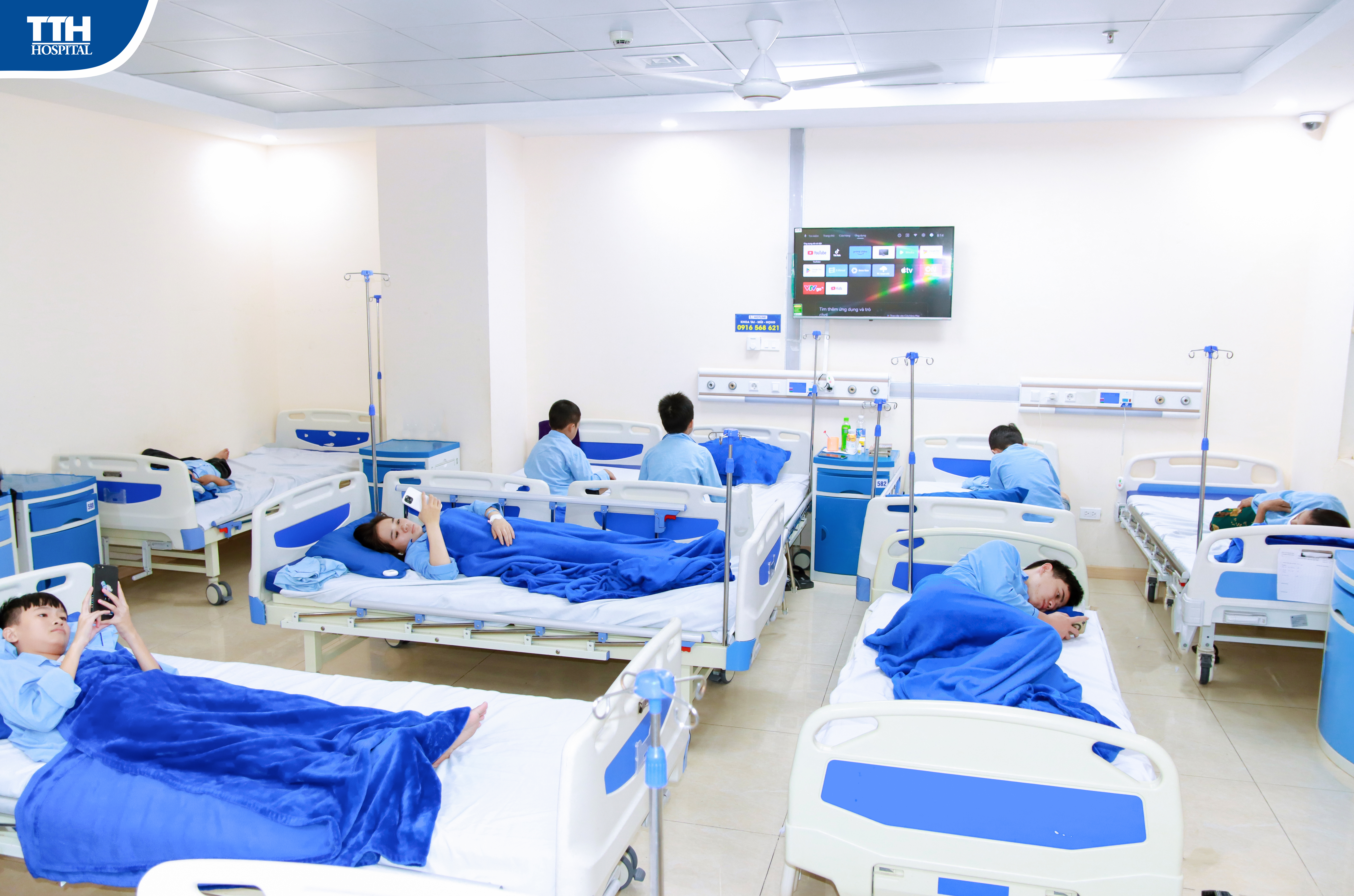 KHÔNG KHÍ KHÁM TAI MŨI HỌNG TẠI TTH HÀ TĨNH – NHỘN NHỊP TRONG THÁNG ƯU ĐÃI