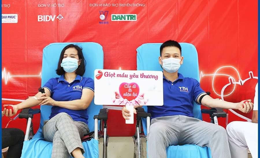 GẦN 100 CÁN BỘ CÔNG TY TTH GROUP HIẾN MÁU VÌ CỘNG ĐỒNG